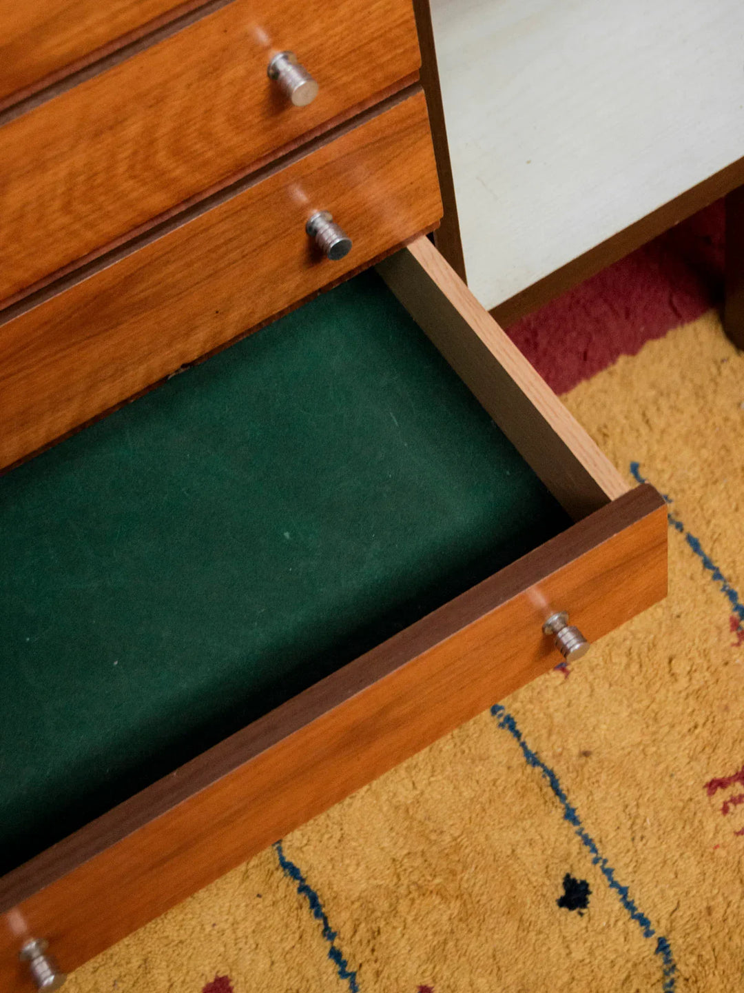 margaret-enfilade-bois-403-4