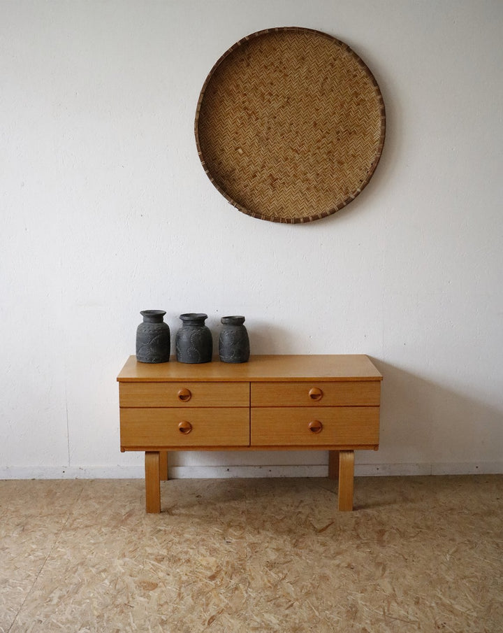 olga-commode-teck-301-1