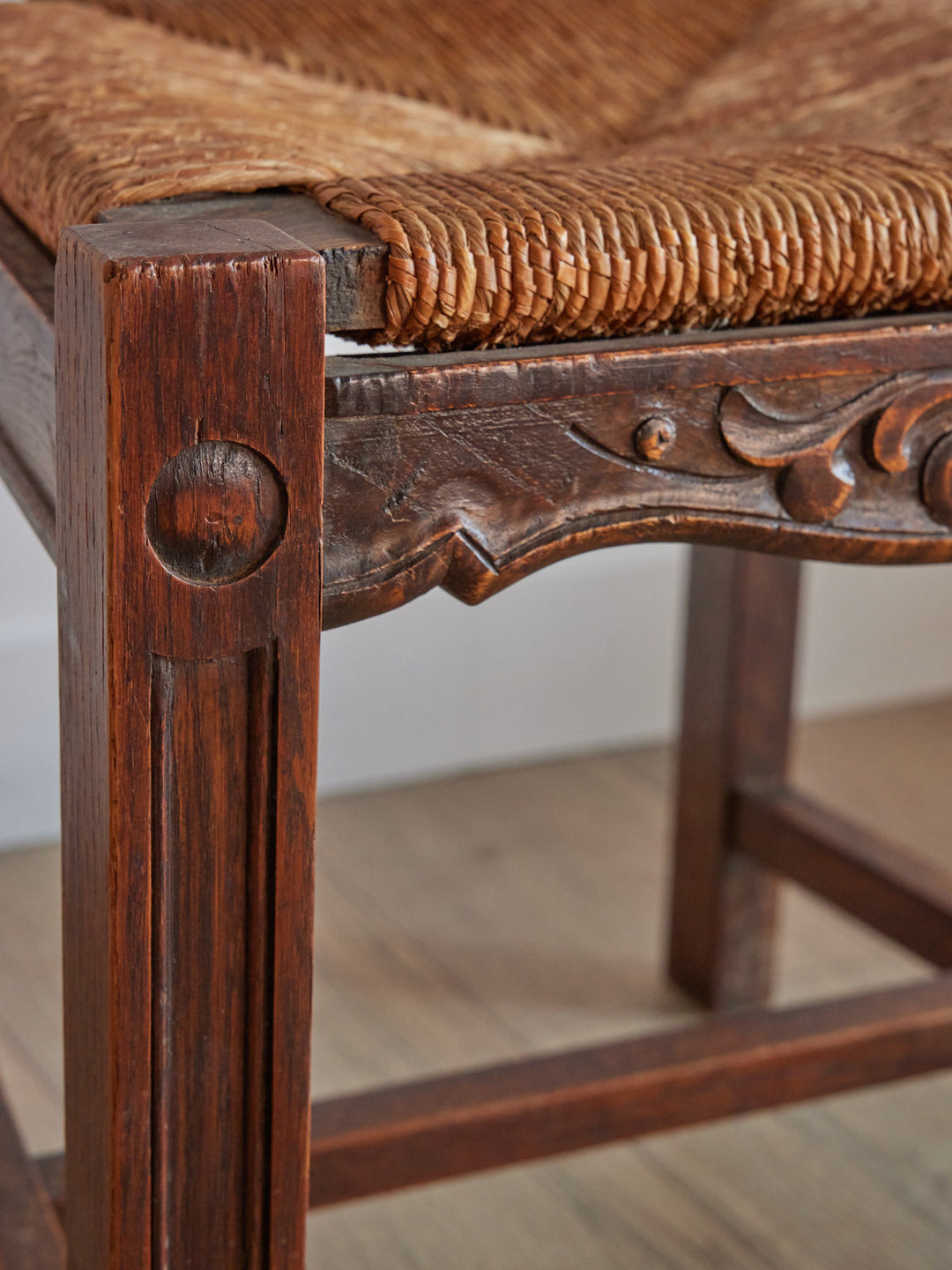 claude-chaise-bois-807-4