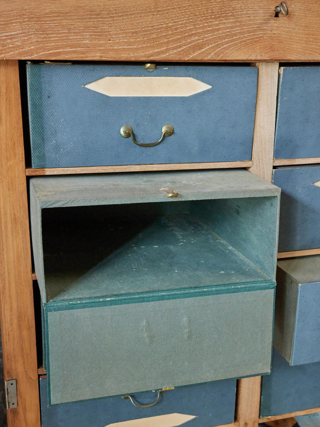 fernand-meuble-metier-bois-300-4