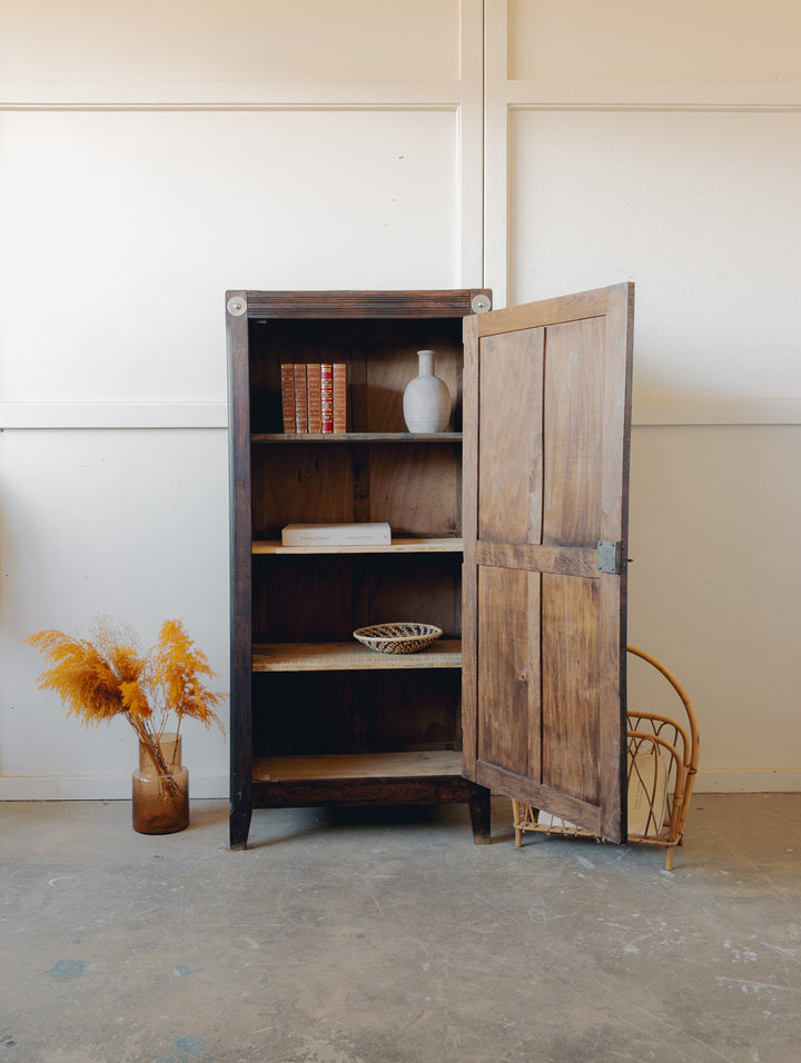 blandine-armoire-bois-fonce-parisienne-502-2