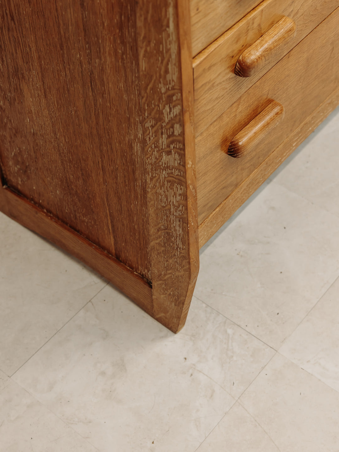 4U3A3342_Debongout-chez-james-04-06-25_015commode_0151.jpg