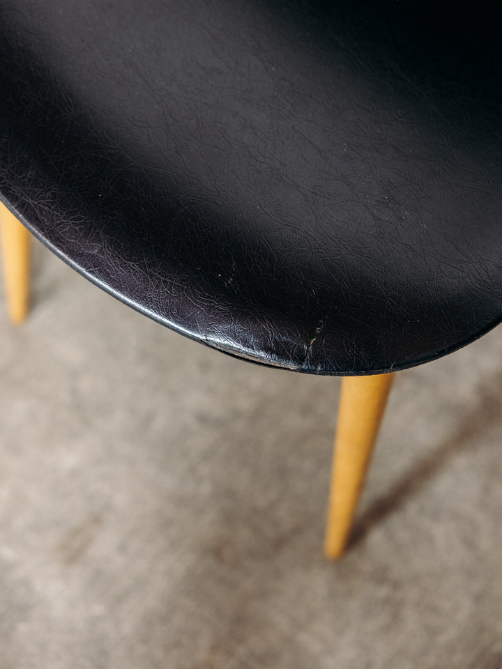 4U3A5177_Debongout-montreuil-13-03-25_012chaises_0093.jpg