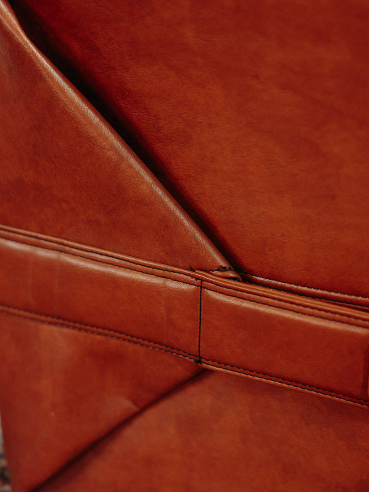 lucienne-malle-skai-216-5