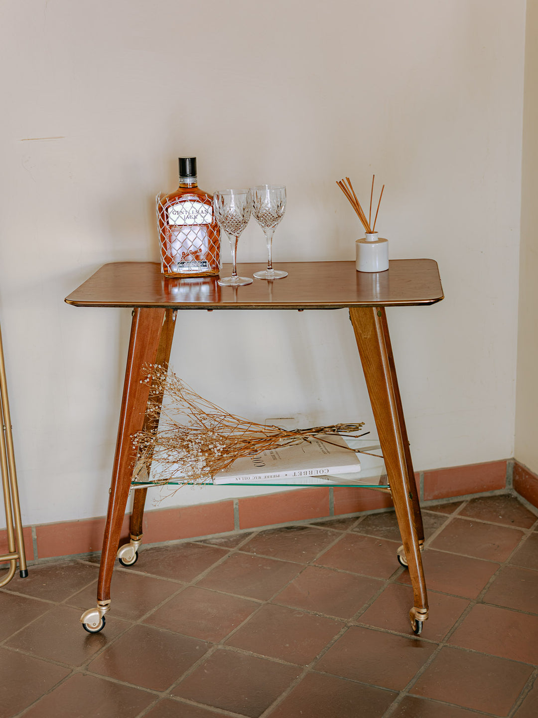 anouk-desserte-bois-verre-mid-century-359-4