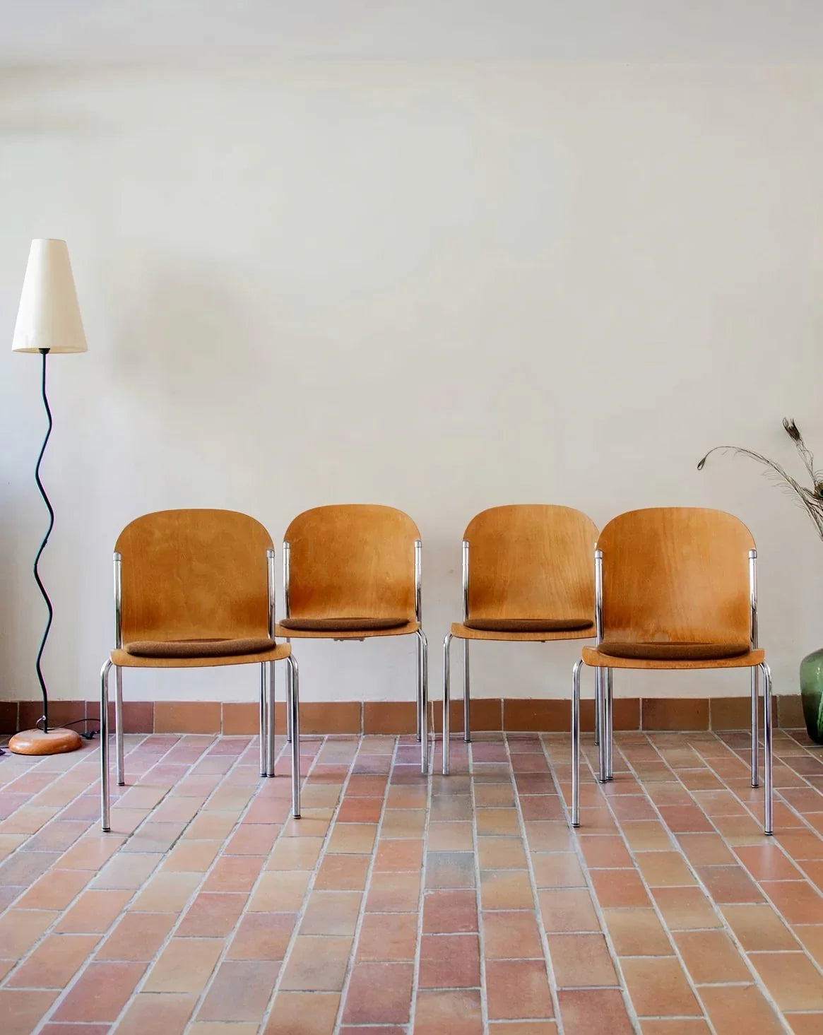 alma-lot-4-chaises-metal-539-1
