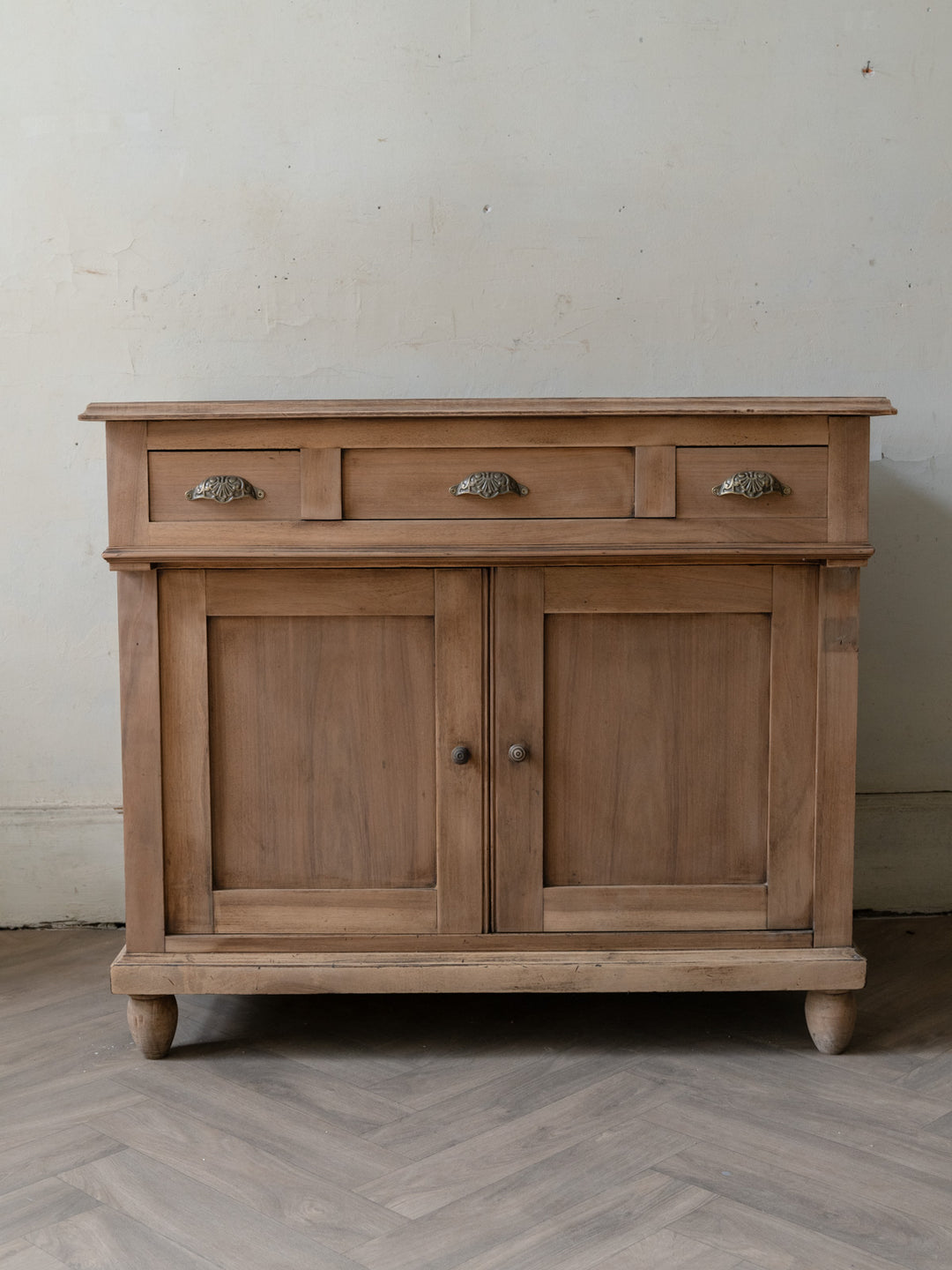 gilbert-buffet-bois-1803-12
