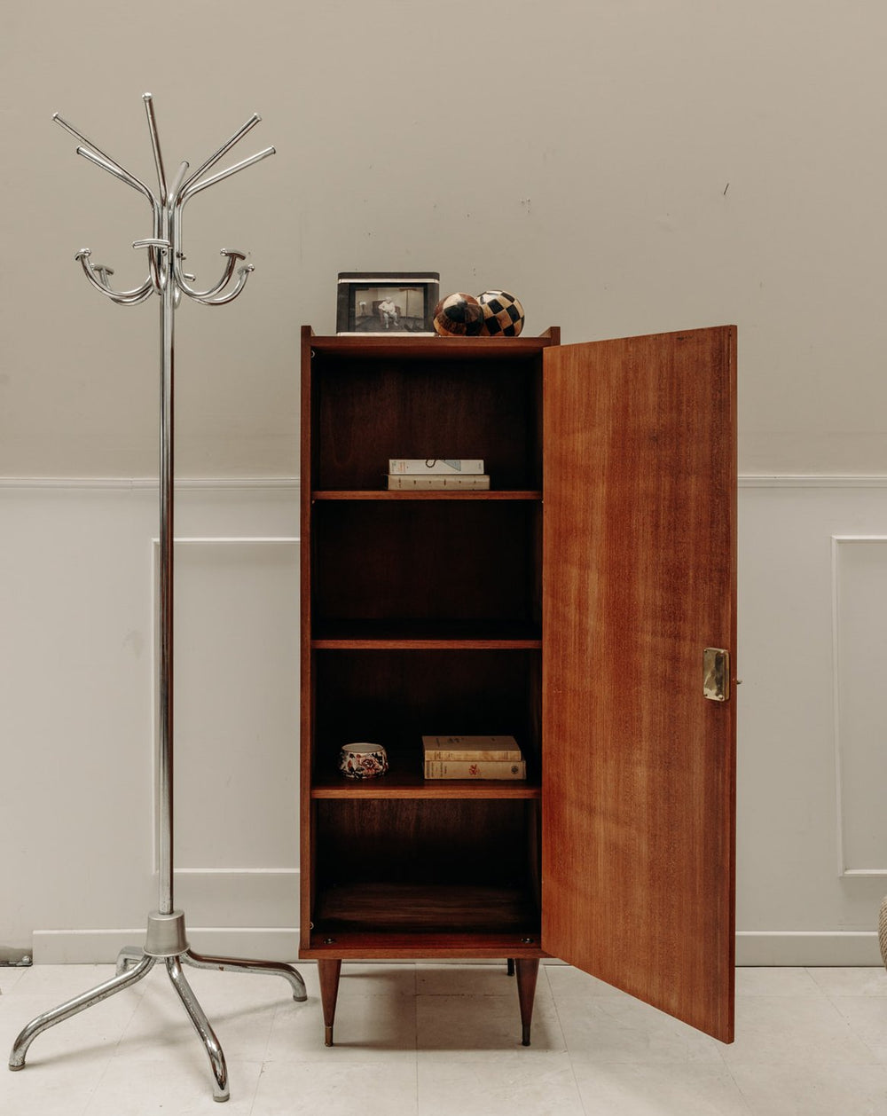 4U3A6078_Debongout-chez-james-22-07-25_017armoire_0076.jpg