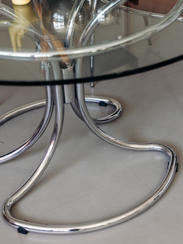 4U3A7522_Debongout-retrochic-24-06-25_011tablerondeplateauverreetpiedchrom_0116.jpg