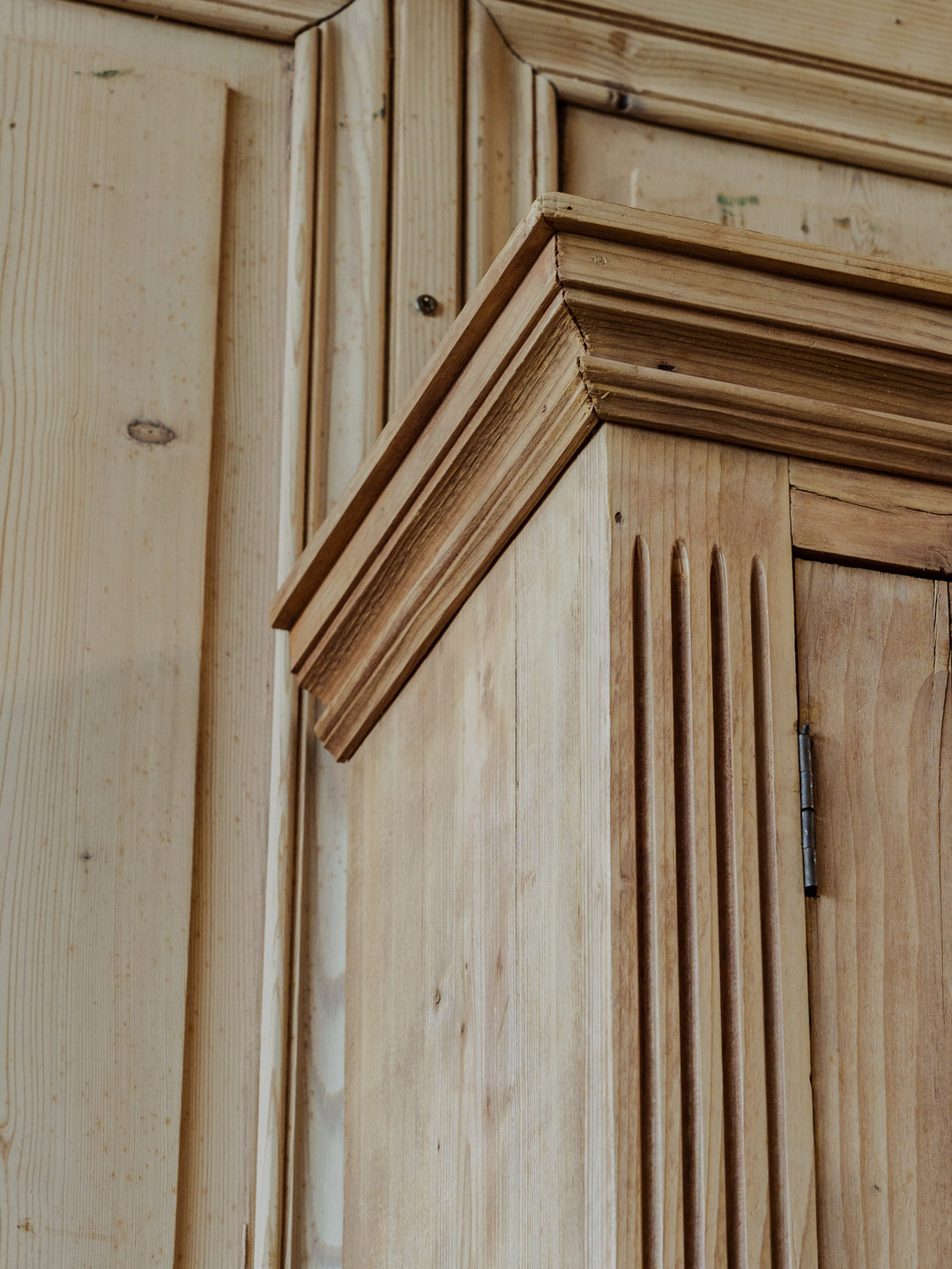 gilbert-buffet-bois-1559-5