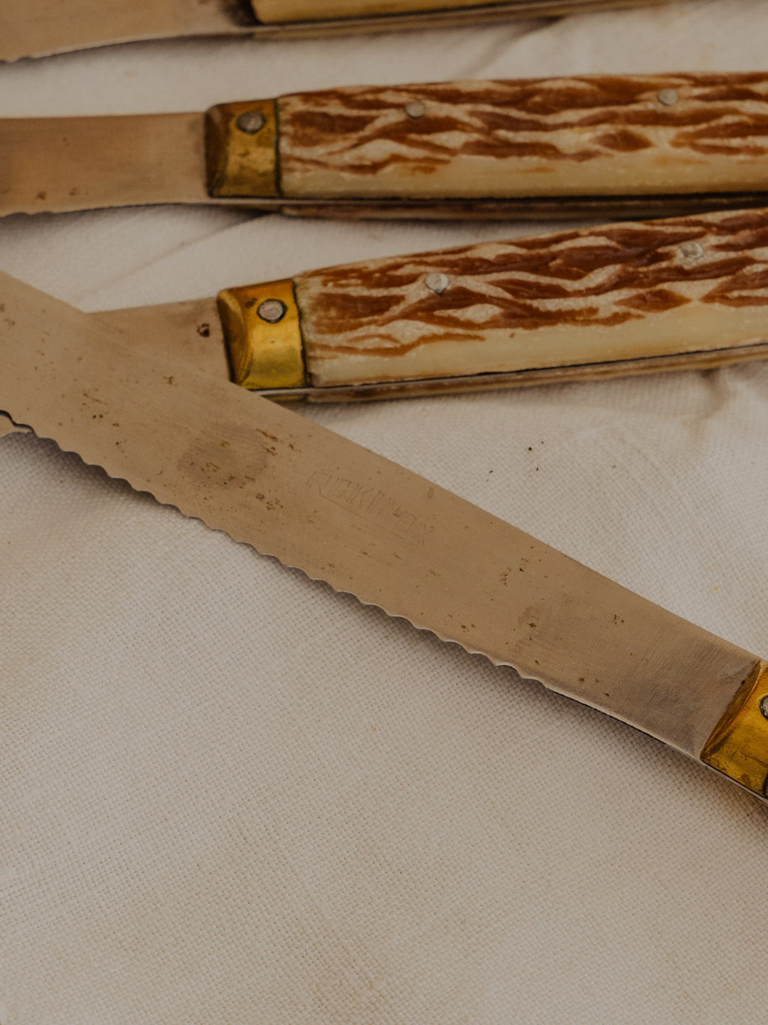 loïs-couverts-bakelite-655-6