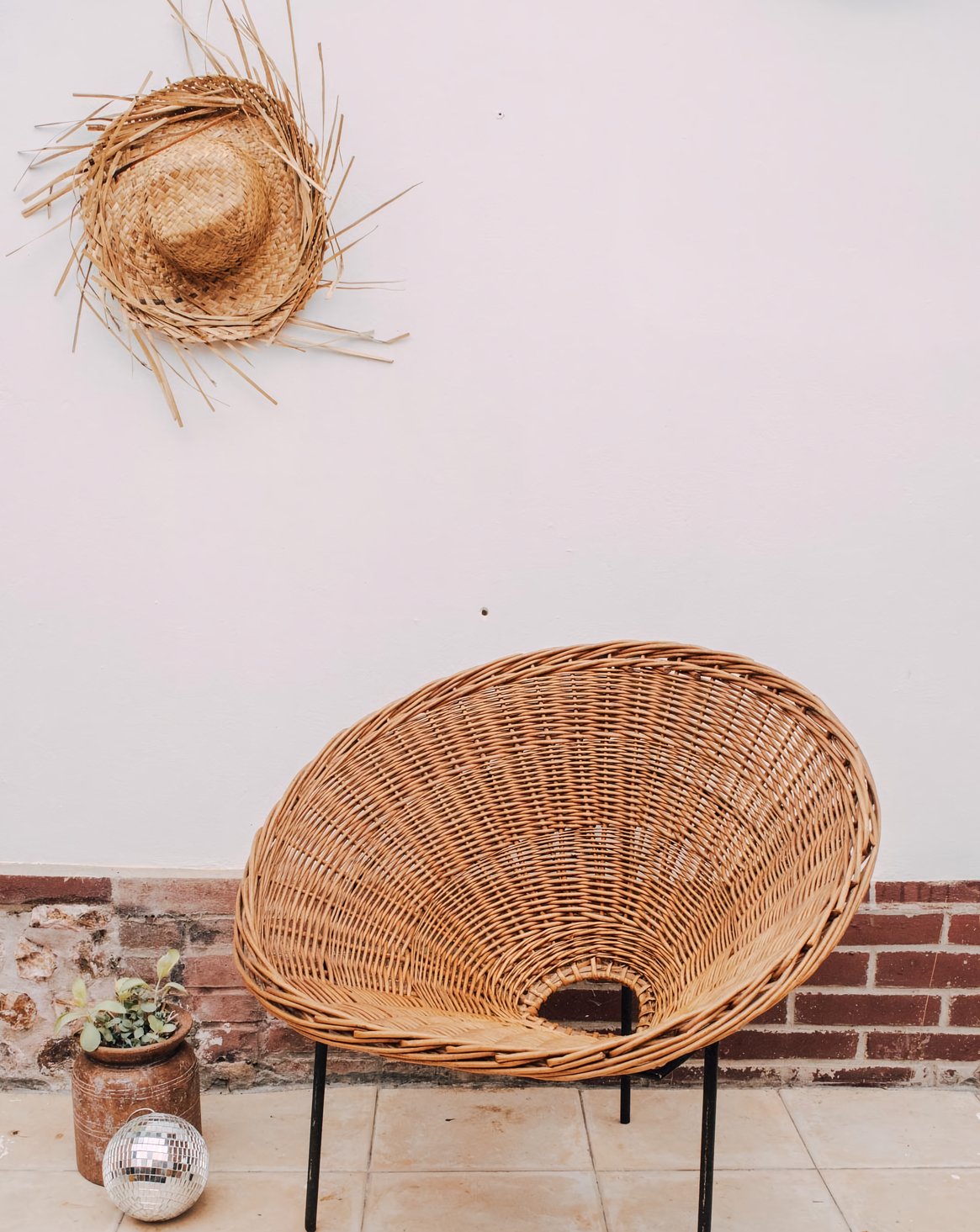 Assises : tabourets, chaises, bancs, fauteuils, canapés…