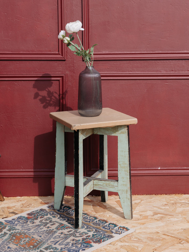 4U3A9018_Debongout-julie-13-05-25_002tabouret_0002.jpg