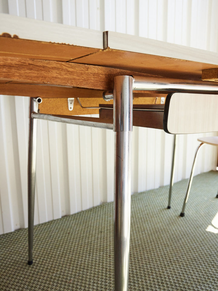 auguste-ensemble-table-chaises-formica-15-5