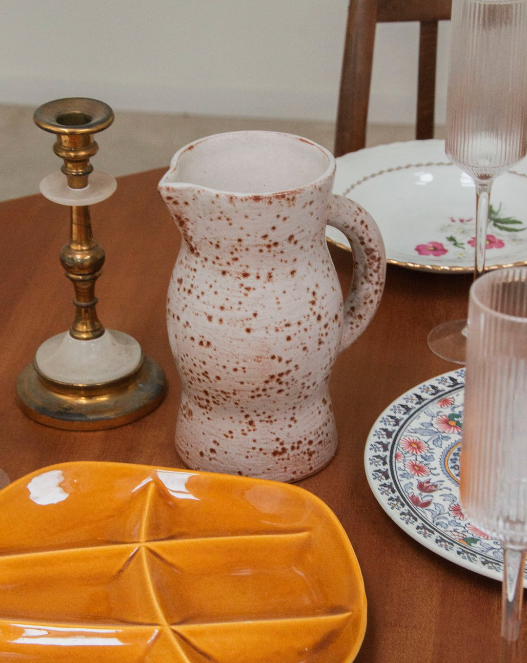 gabrielle-carafe-ocre-128-1