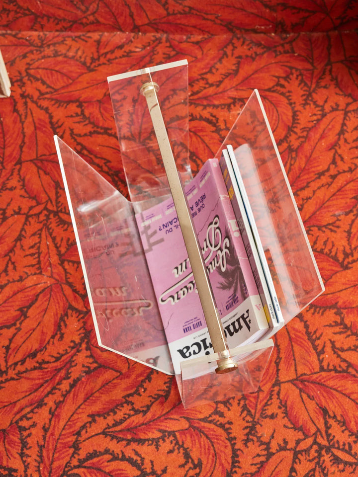 marius-porte-revue-plexiglass-236-3