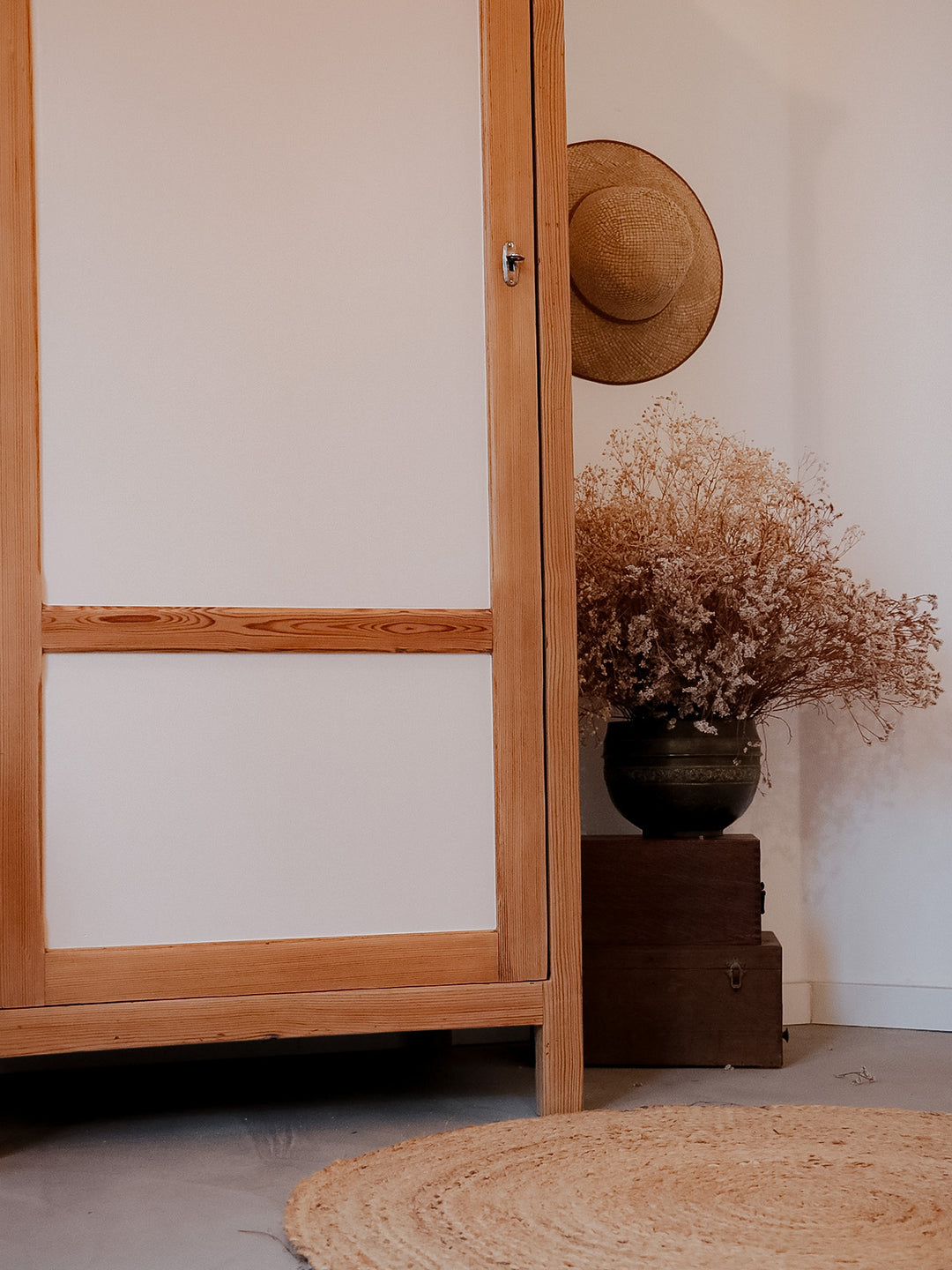 blandine-armoire-pin-206-5