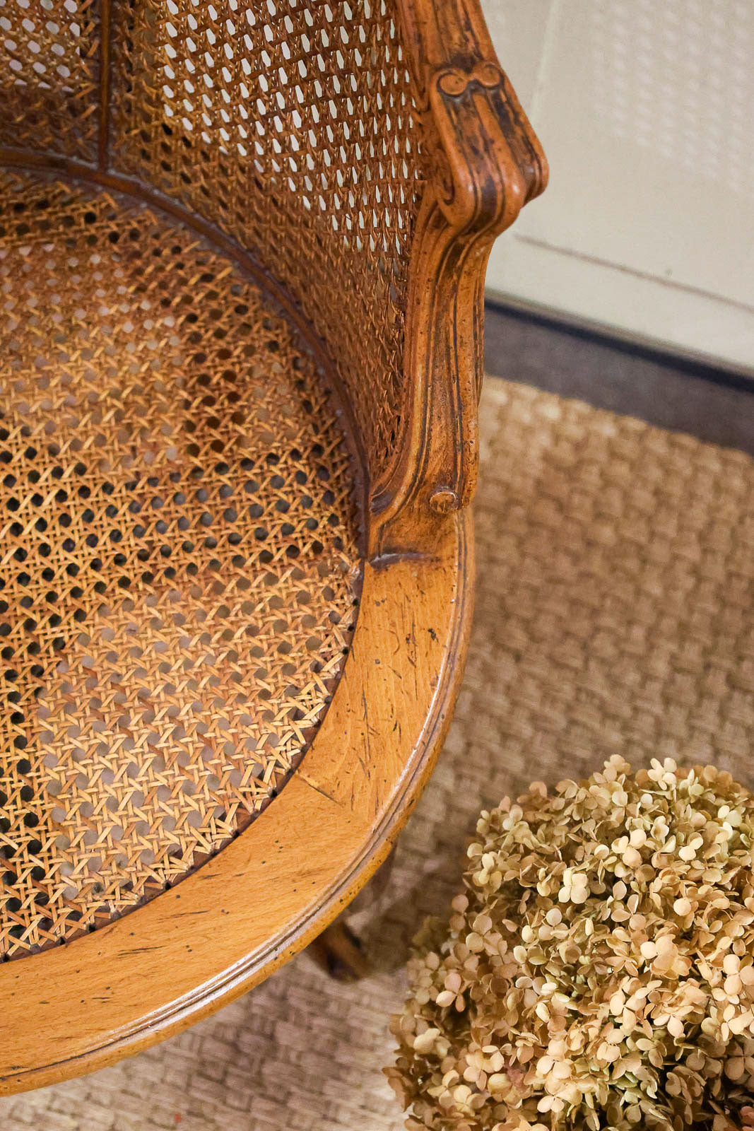 ernest-fauteuil-cannage-642-5