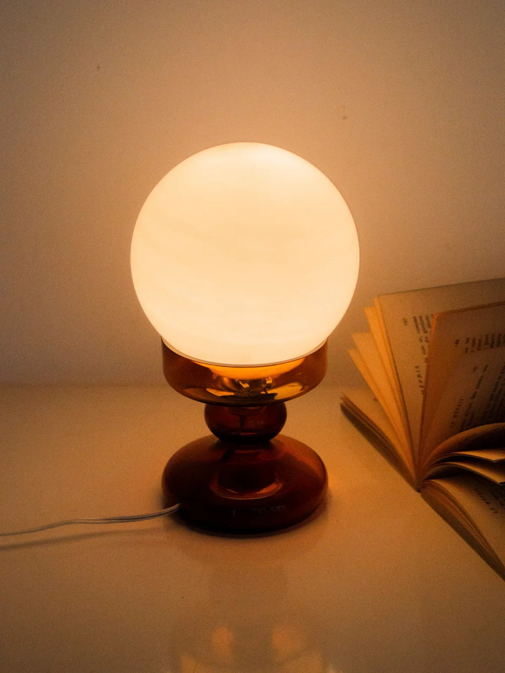 julia-lampe-à-poser-verre-806-2