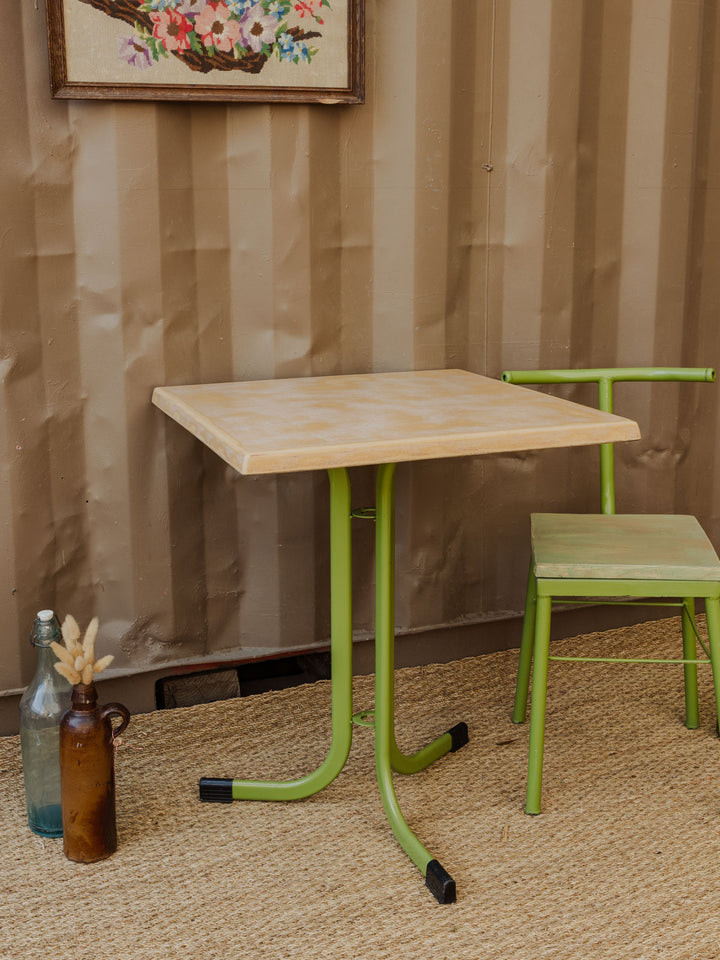 denise-table-à-manger-bistro-resine-55-4