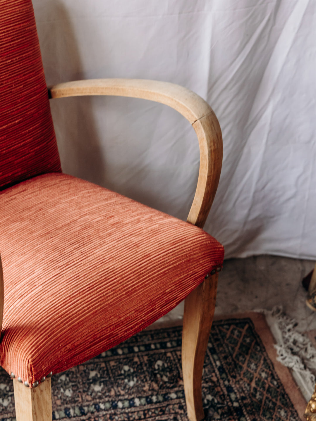 ernest-fauteuil-rouge-607-5