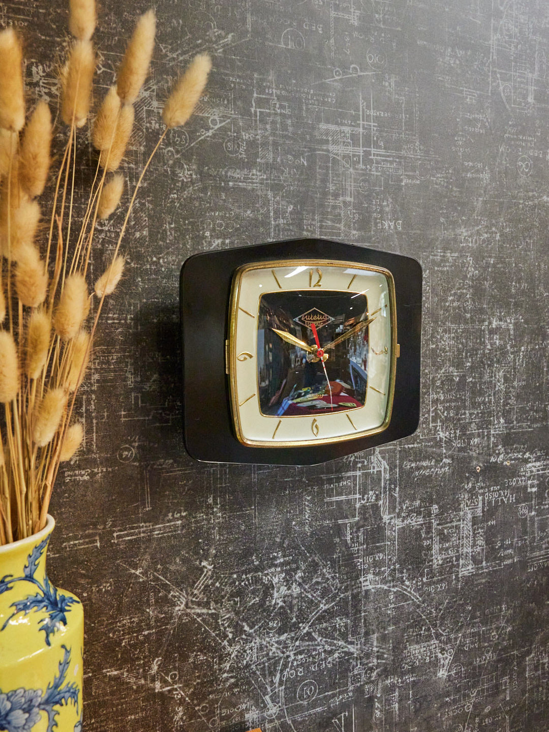 nour-appareil-electrique-vintage-bois-58-2