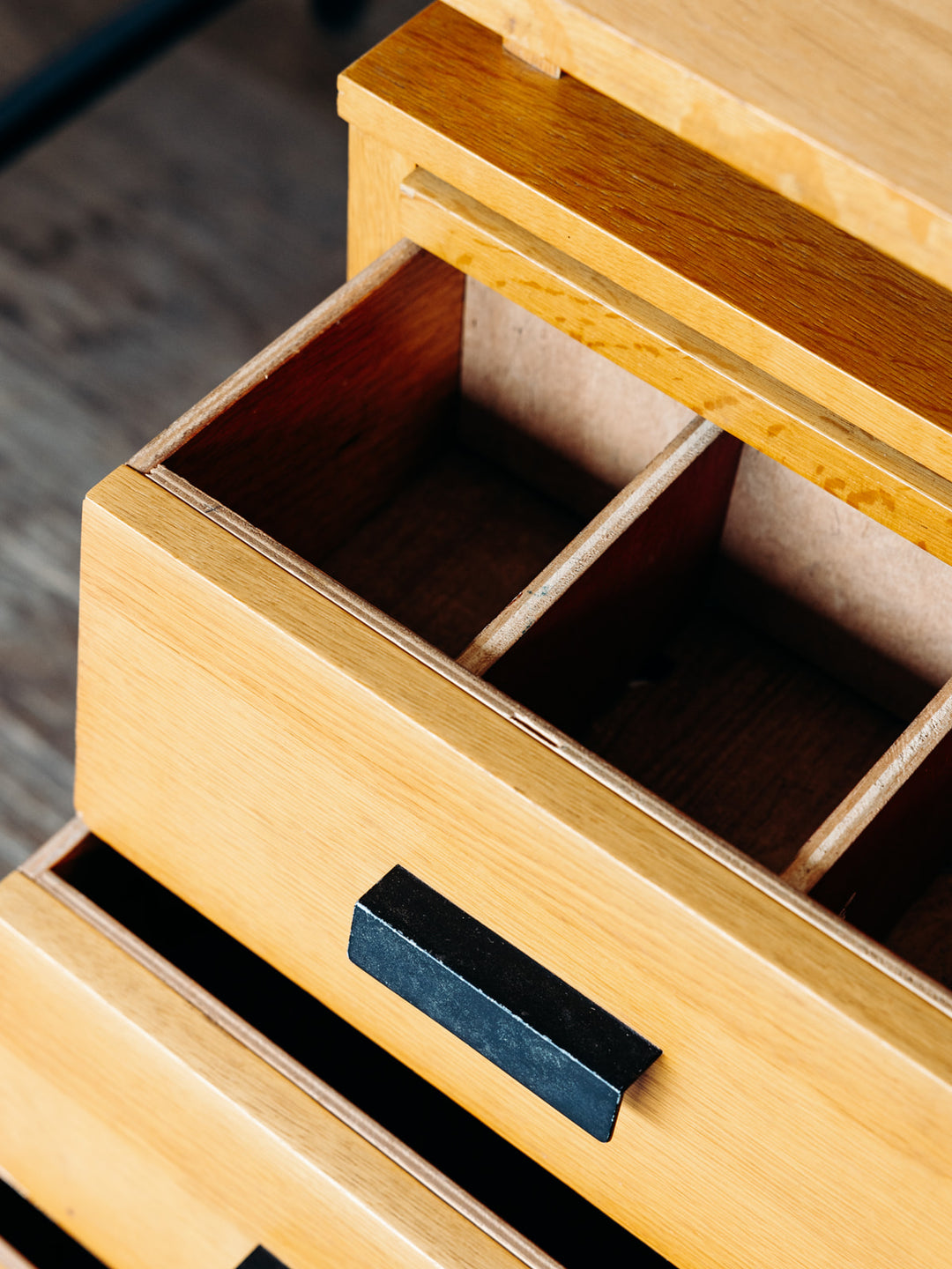 yvan-bureau-bois-206-6