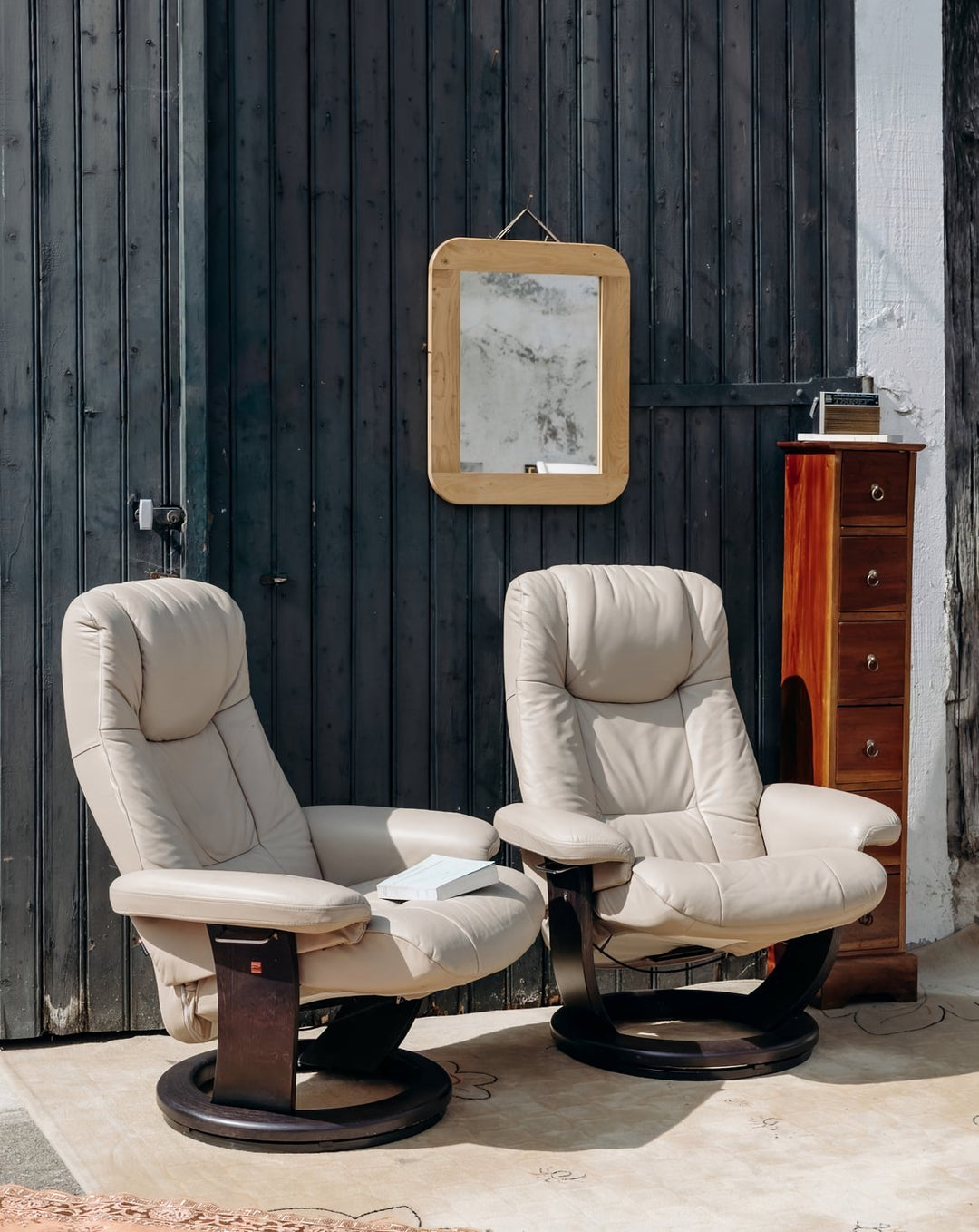 jakob-paire-fauteuils-bois-506-1