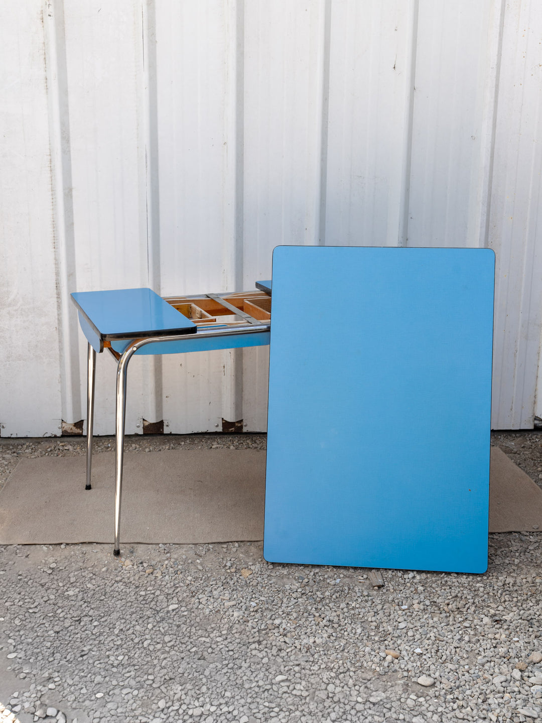 ange-ensemble-table-et-chaises-formica-26-18