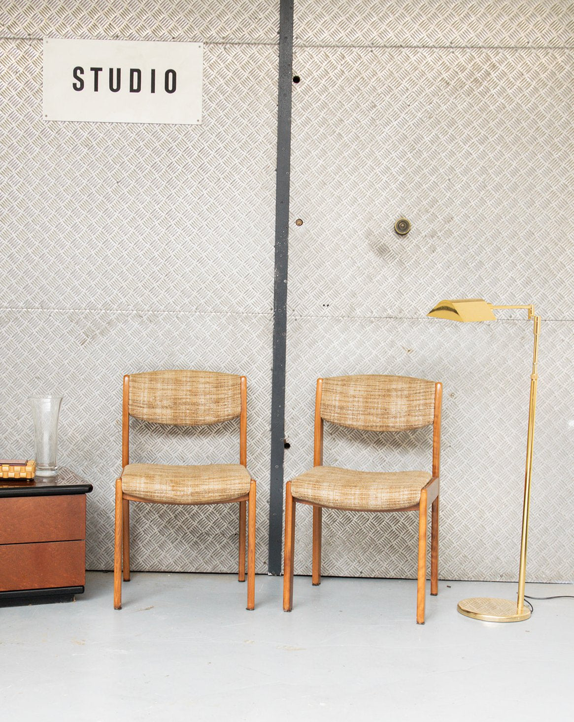 Assises : tabourets, chaises, bancs, fauteuils, canapés…