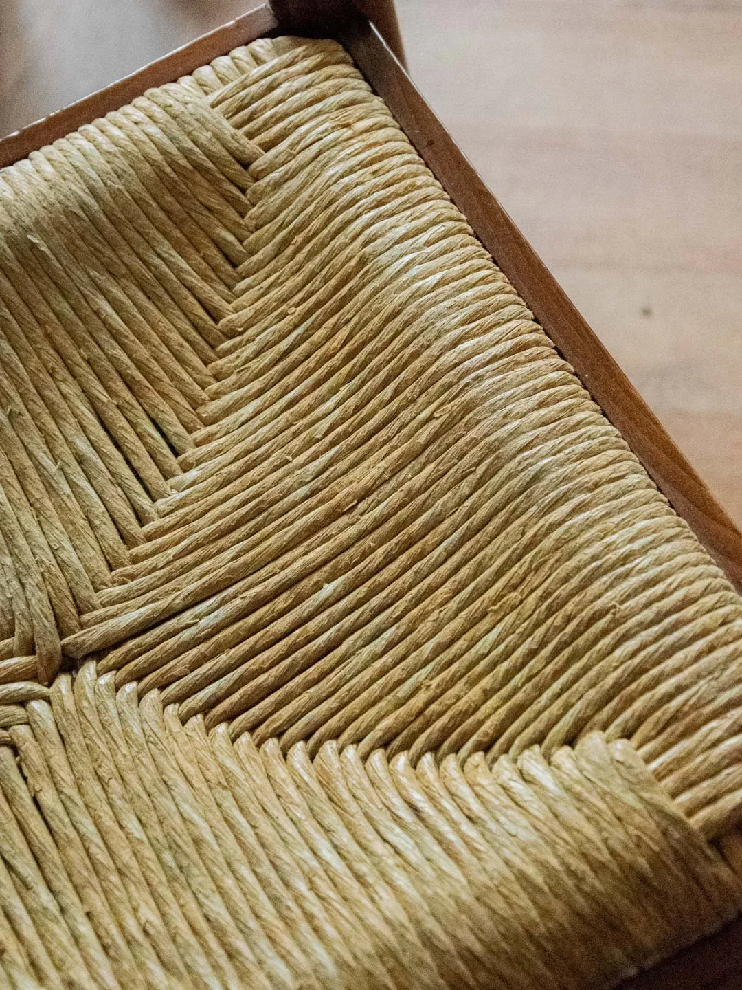 claude-chaise-bois-964-10