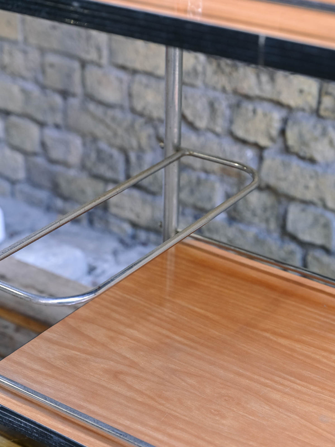 anouk-desserte-formica-chromee-385-4