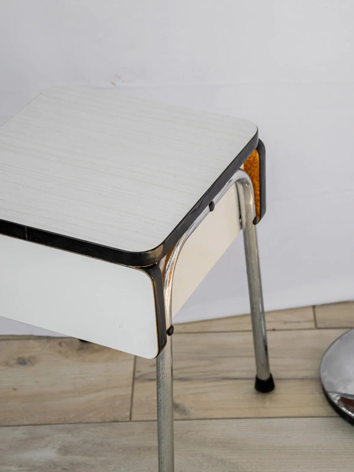 axel-tabouret-formica-639-5
