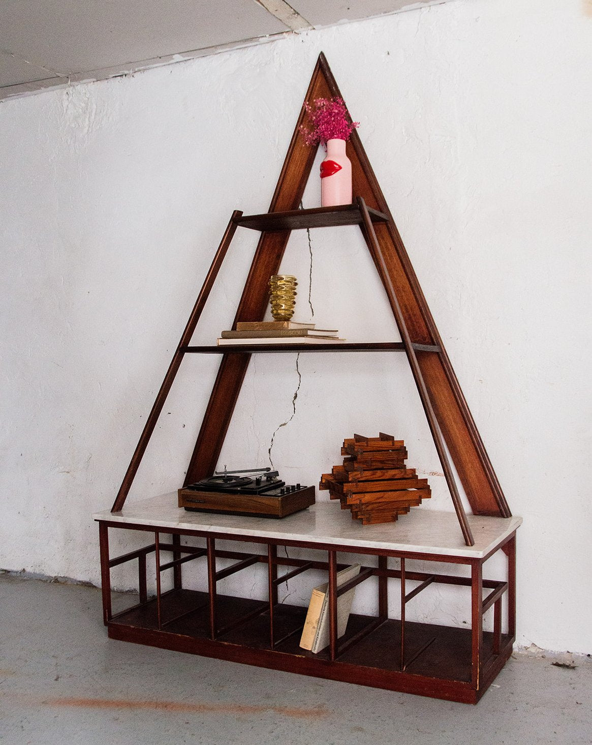 Mobilier : meubles, tables, coiffeuses, chevets