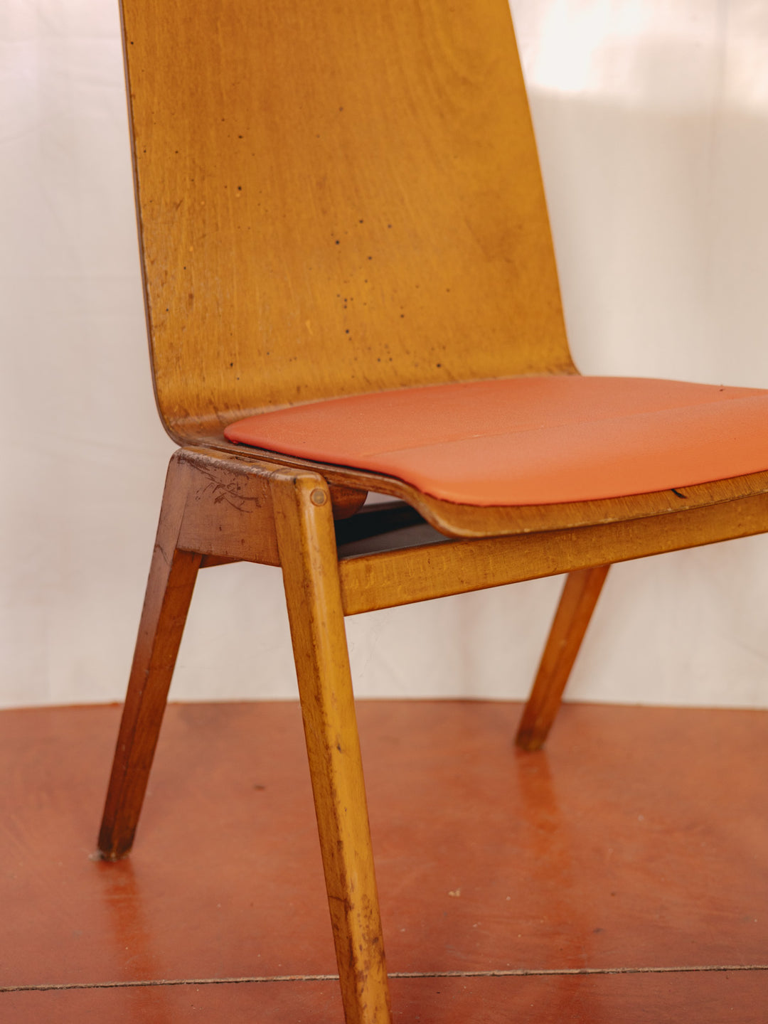 alma-chaise-simili-cuir-1438-12