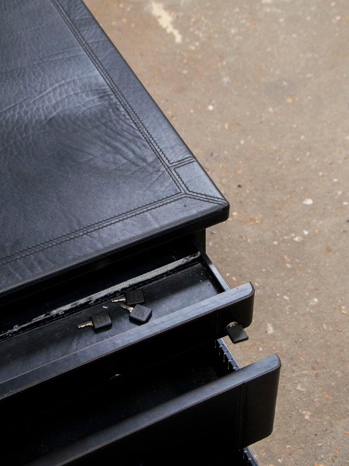 yvan-grand-bureau-cuir-457-6