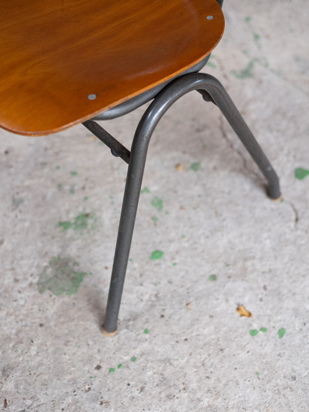 alma-chaise-bois-industrielle-2045-9
