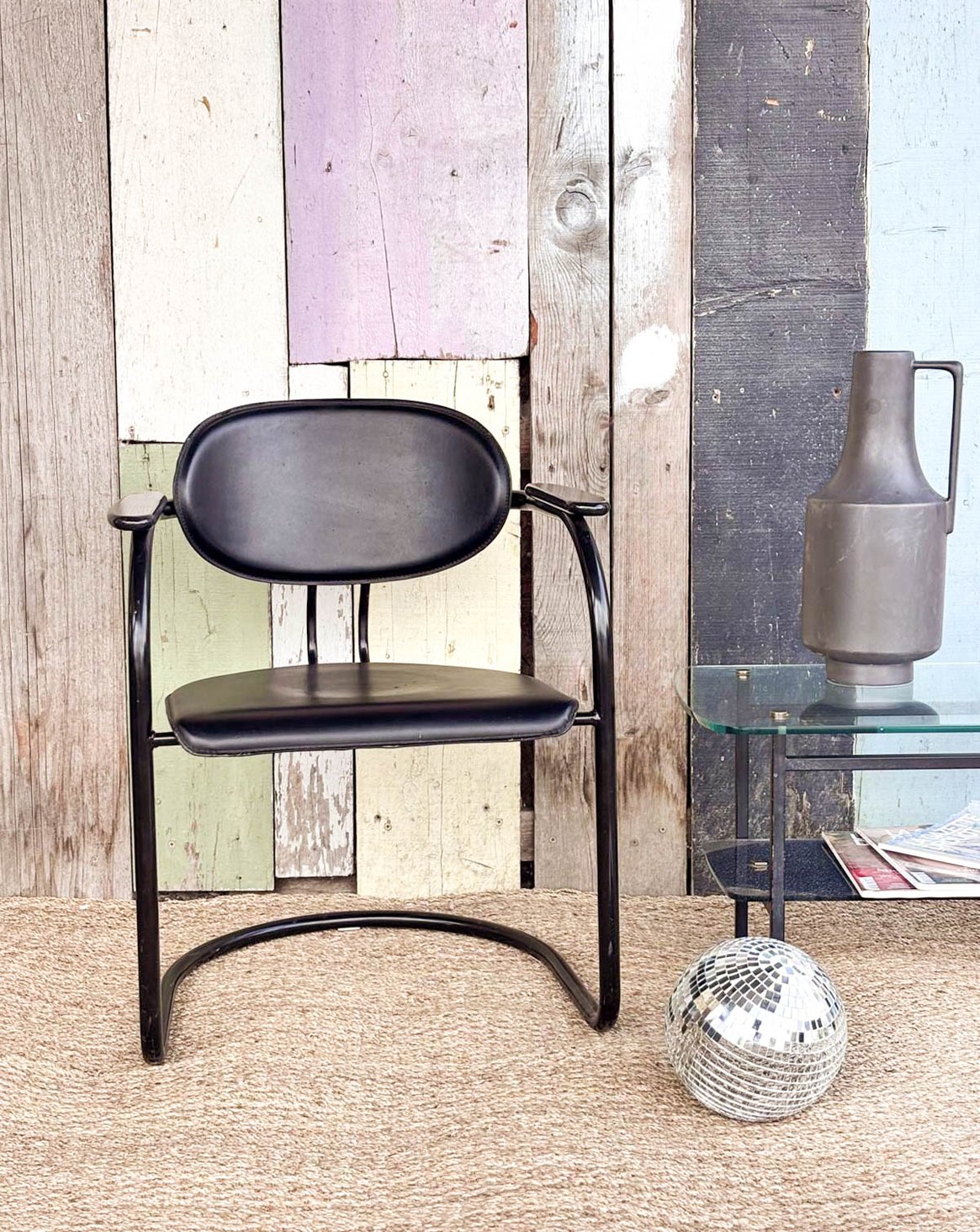 Assises : tabourets, chaises, bancs, fauteuils, canapés…