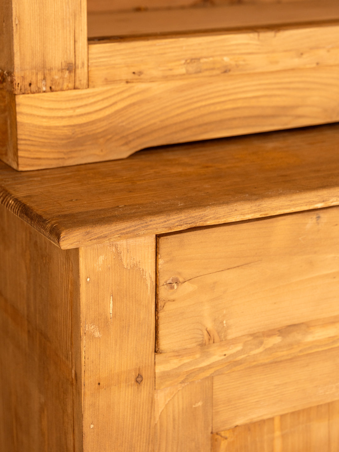 gilbert-buffet-bois-1737-6