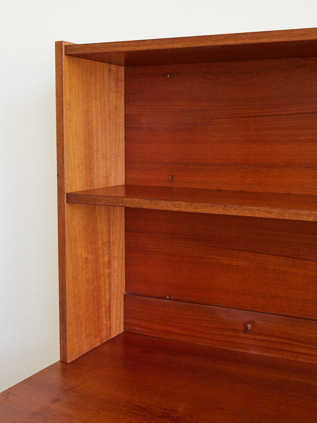 yvan-bureau-bois-597-9
