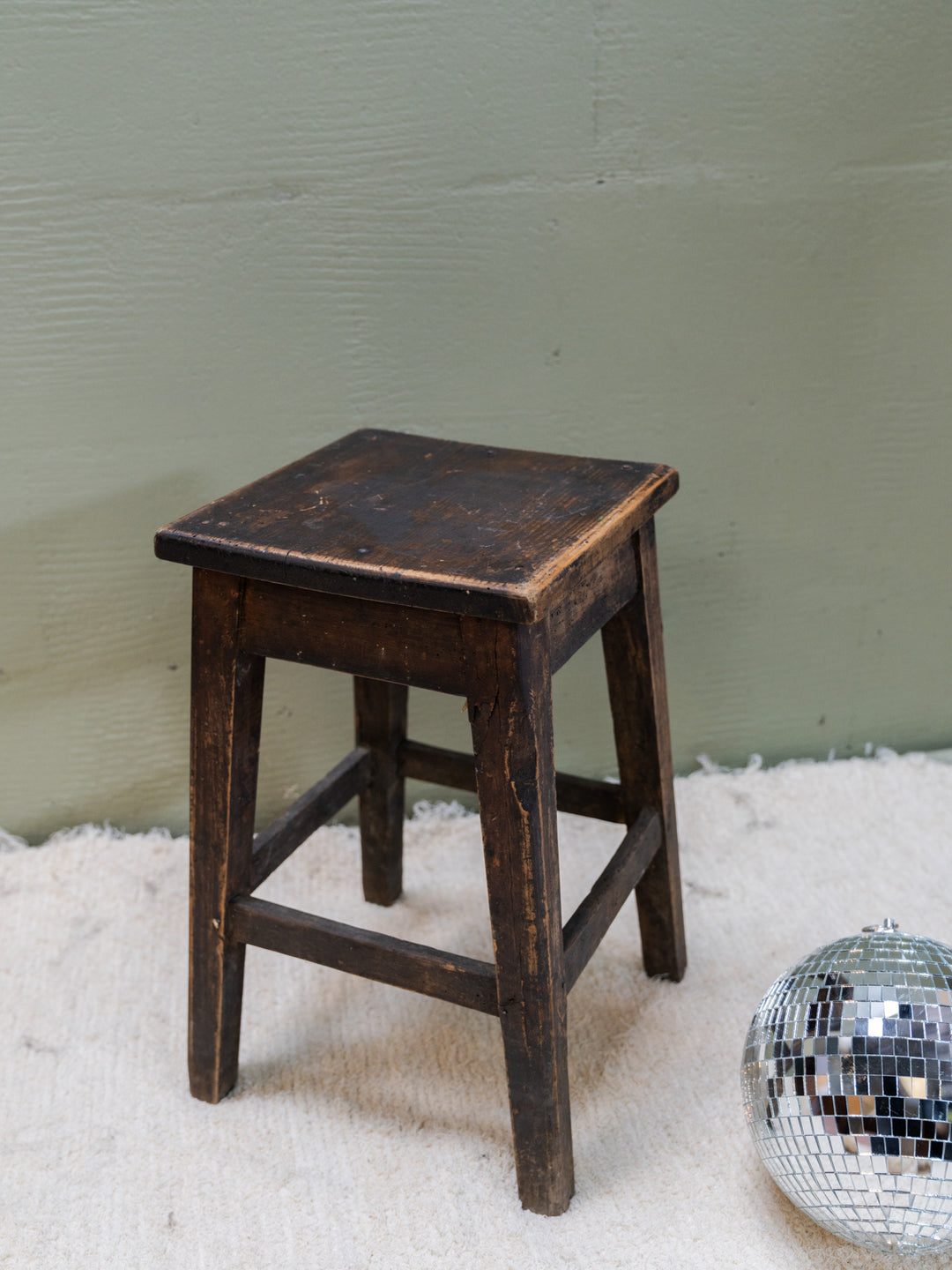 BC-031224-10-TABOURET-4.jpg