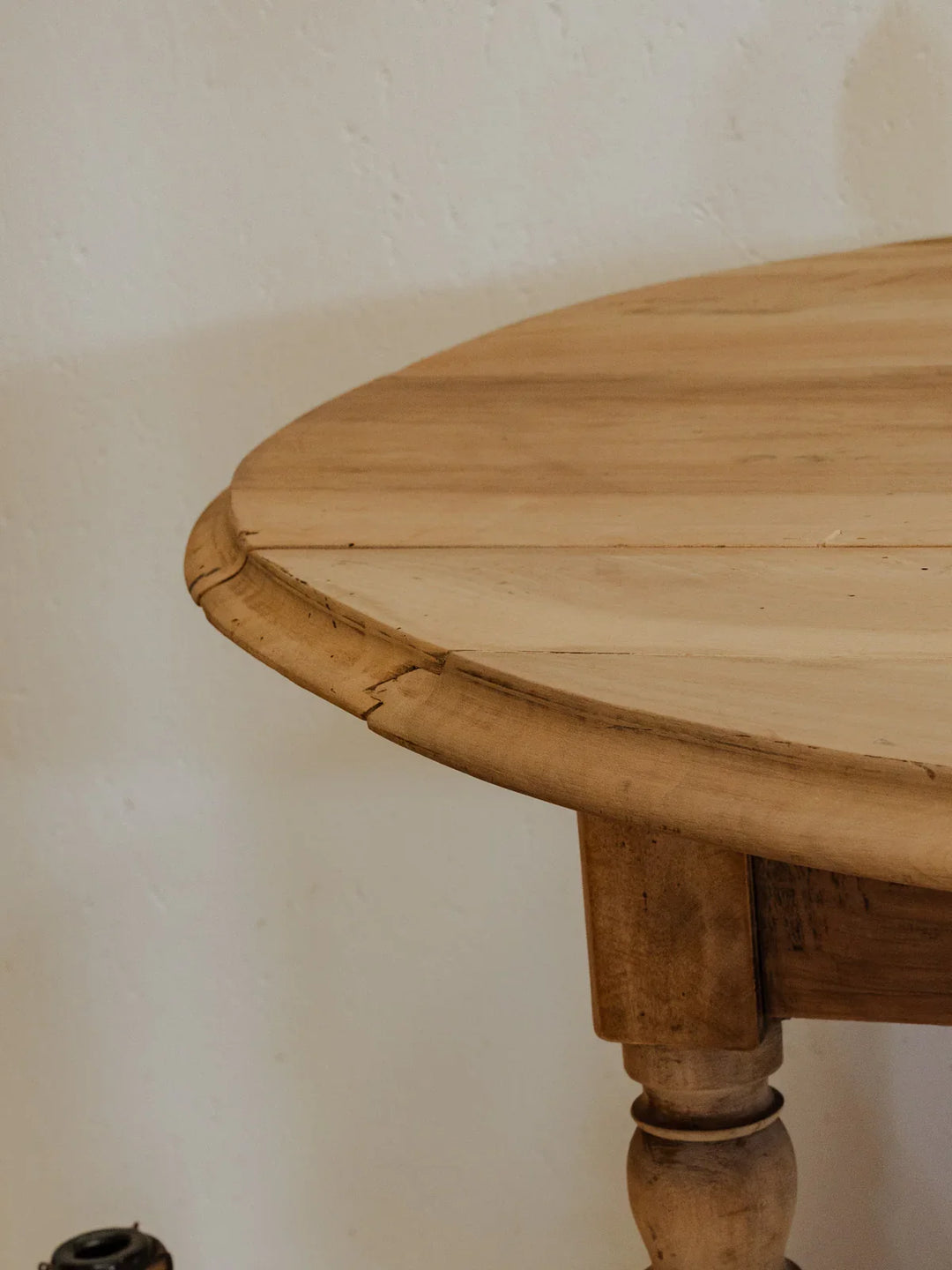 romy-table-à-manger-noyer-1312-6