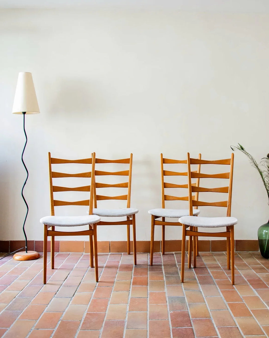 alma-lot-4-chaises-bois-465-1