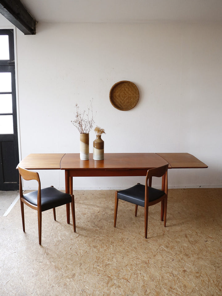 karla-table-à-manger-teck-1025-2