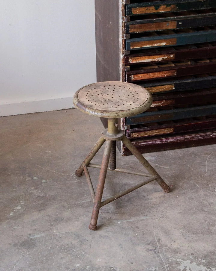 regis-tabouret-metal-631-1