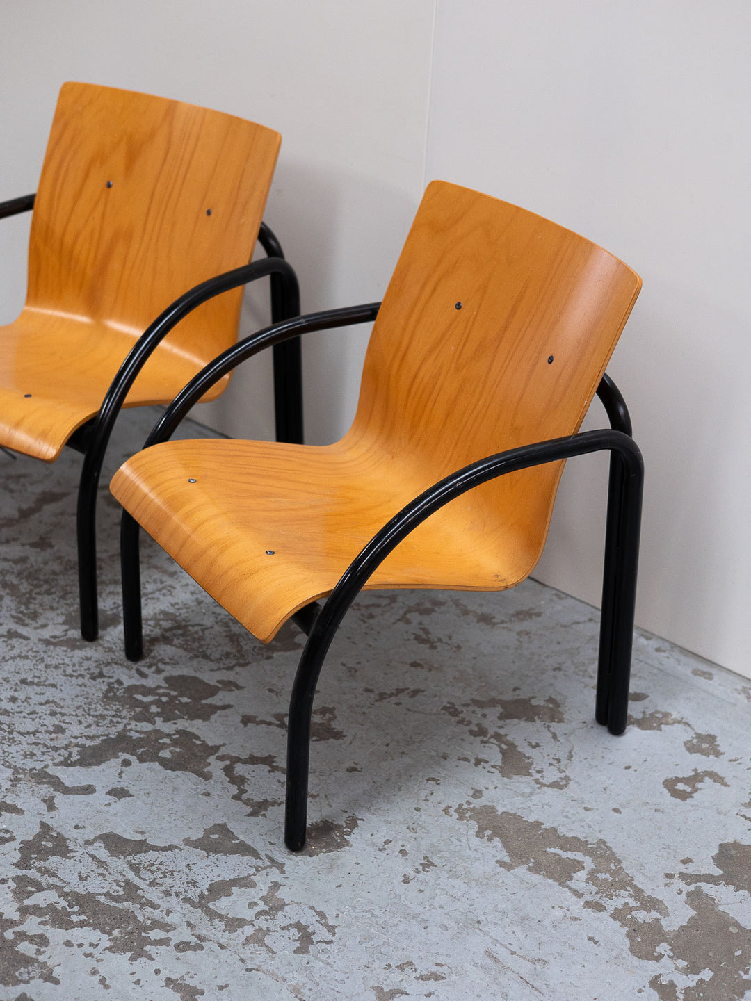 jakob-fauteuil-bois-moderniste-1428-2