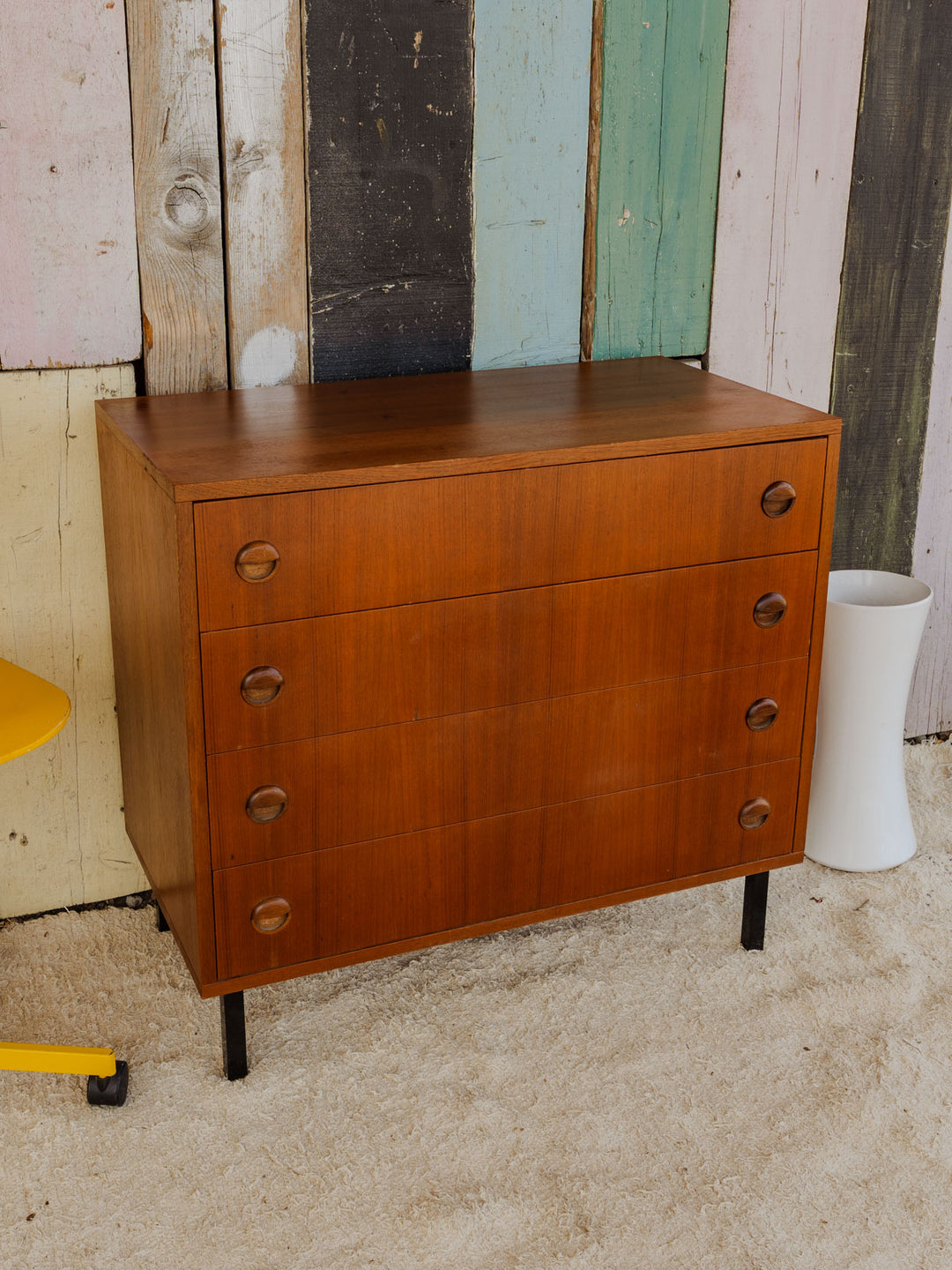 olga-commode-teck-675-10