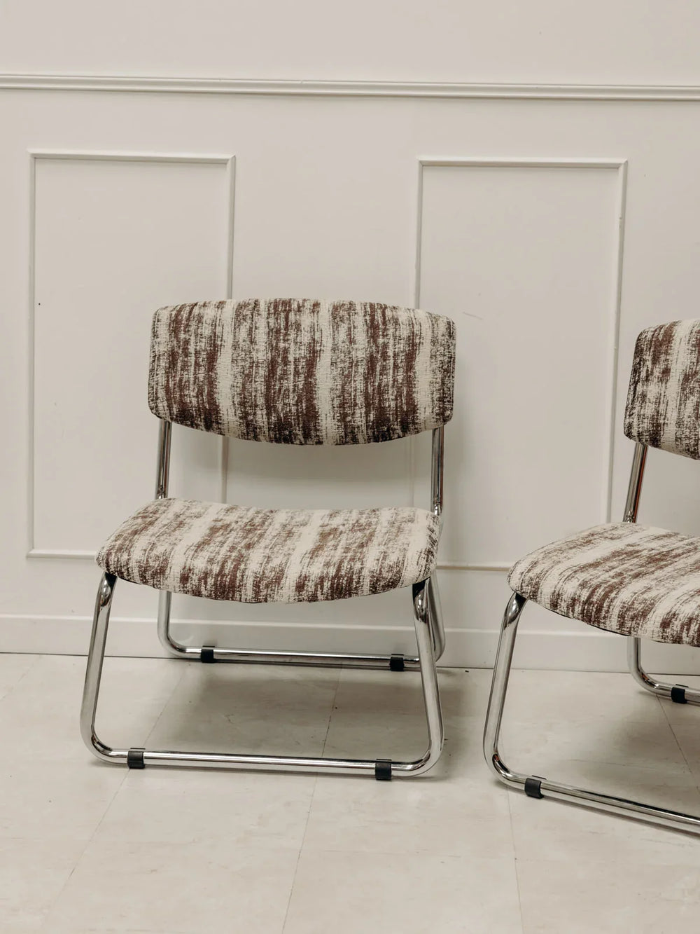 jakob-paire-fauteuils-chromes-521-2