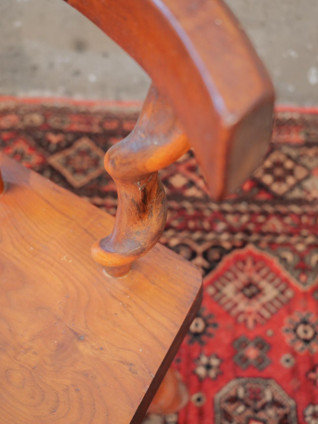 regis-petit-tabouret-bois-1439-5