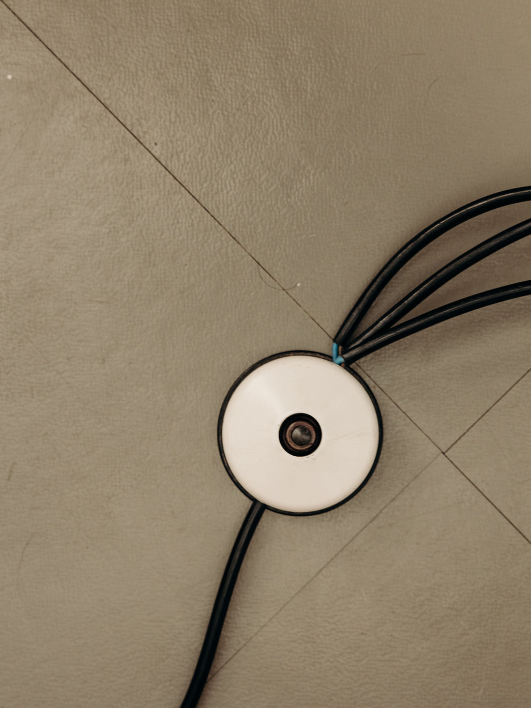 4U3A7890_Debongout-retrochic-24-06-25_027lampadaire3feuxnoir_0264.jpg